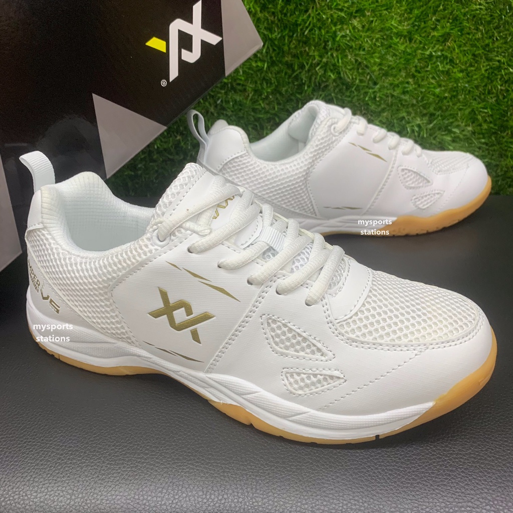 MAXX Jumper Wave V5 Badminton Shoes Kasut Badminton (White) 100