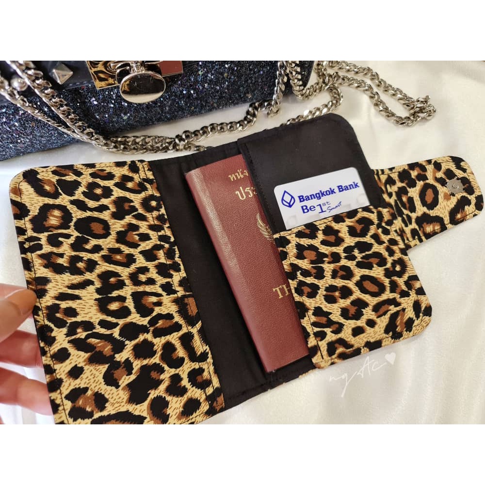 Passport Holder Thai Handmade - 泰国手工护照 - กระเป๋าใส่พาสปอร์ตงานแฮนด์ - Passport / Wallet - Thai Paspport - Handicraft