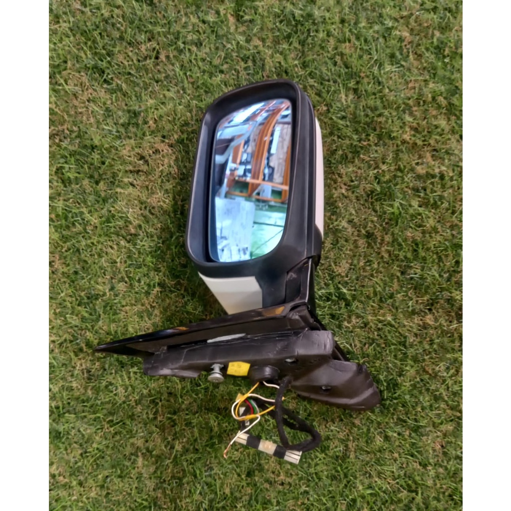 BMW 3 Series (E46) Side Mirror - Right Side | Shopee Malaysia