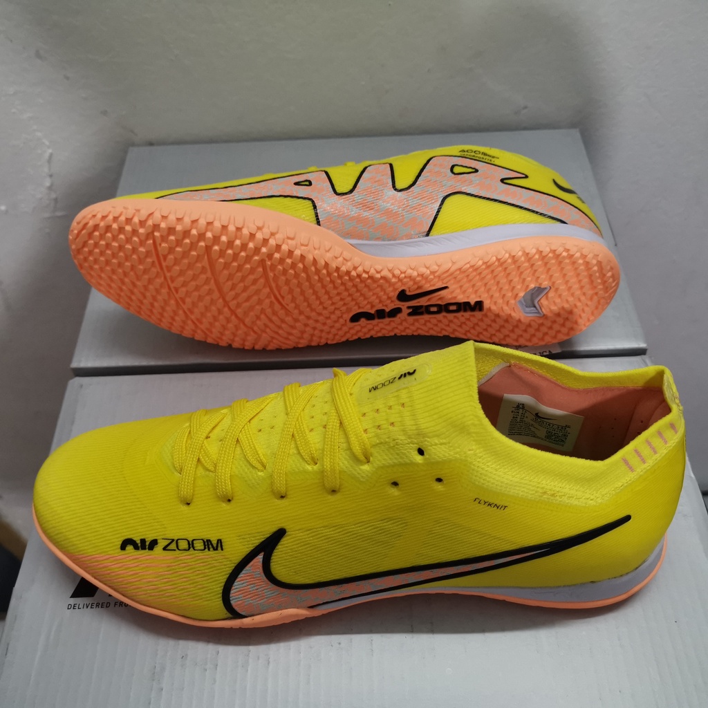 kasut bola mercurial