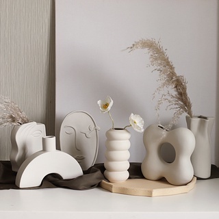 Ready Stock⚫SONDER⚫Ceramic Vase Nordic Style Dried Flower Vase Porcelain Table Ornaments Home Living Aesthetic Decoration Bedroom Living Room