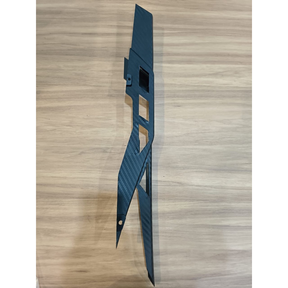 VRX Chain Cover Y15 Y15zr Plastic Carbon Cover Rantai Protector