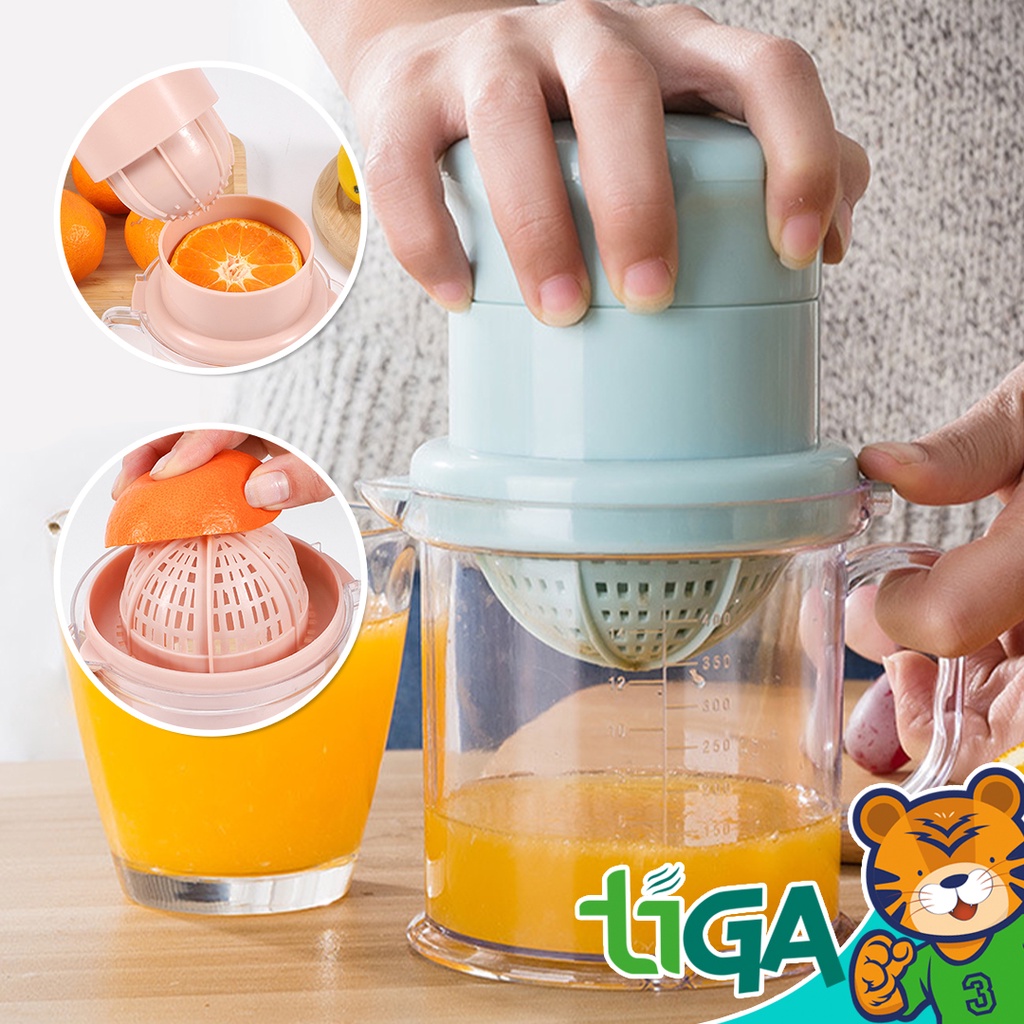 Manual Mini Juicer Portable Multifunctional Healthy Bottle Fruit Blender Mixer Juice Squeezer