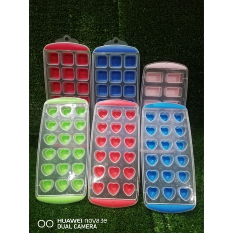 🍧🍧🍧 Bekas Membuat Ais / Ice Cube Maker / ice mould/ bekas ais cube/ bekas ais batu/bekas ais batu/ bekas aiskrim
