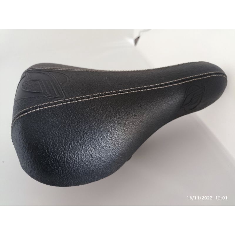 bmx fat seat