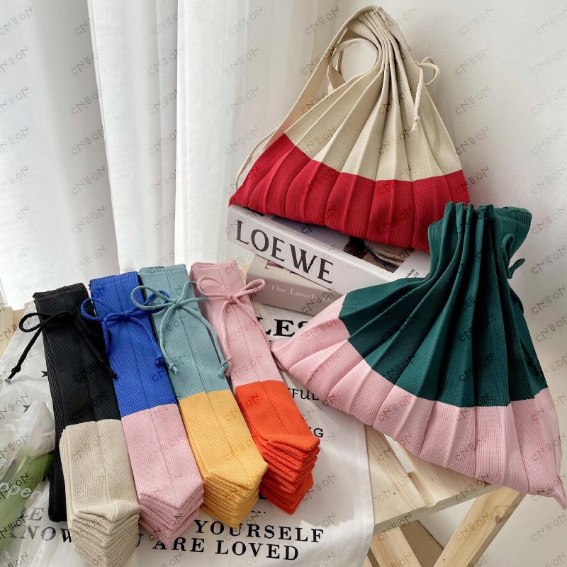 Knitting Fabric Women Shoulder Bag Color Patchwork Design Pleated Bags