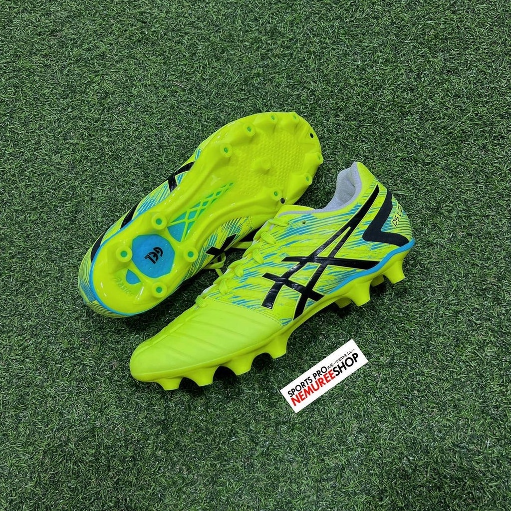 asics soccer cleats