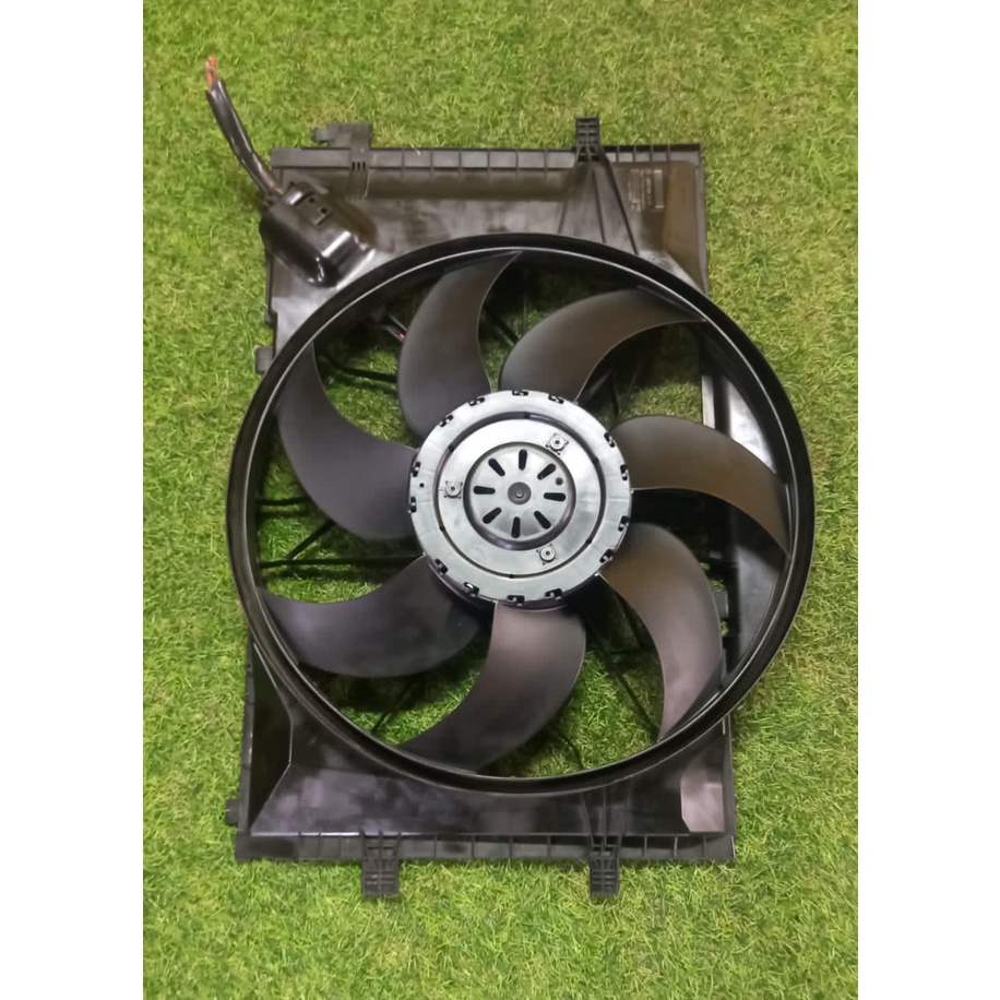 MercedesBenz W203 Facelift Radiator Cooling Fan (Black Cover Engine