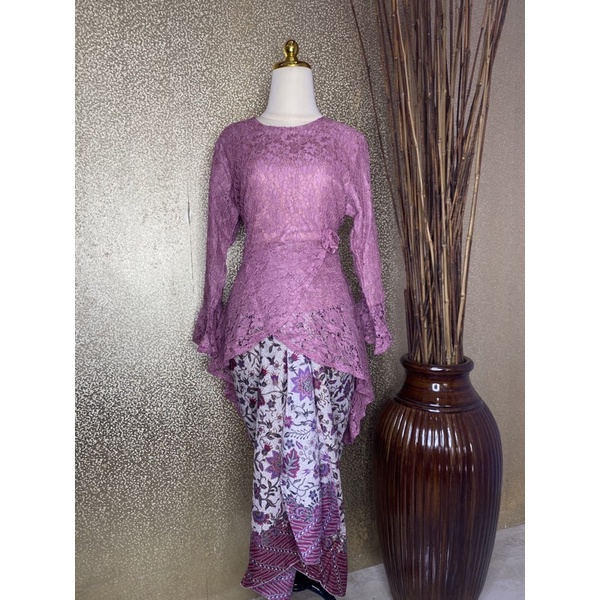 Kebaya Lace Kain Pario | Shopee Malaysia