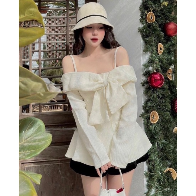 Party dress with big bow tie a shape and high-quality taffa black shorts