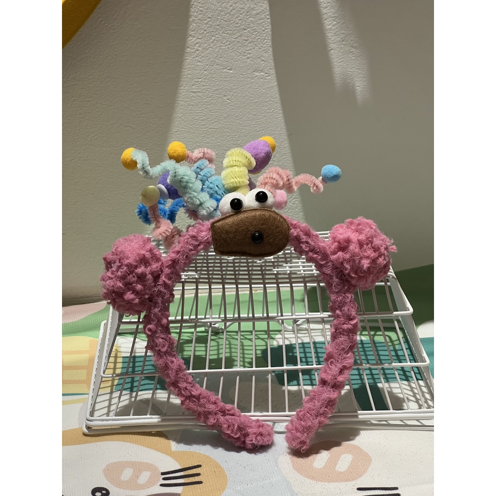 Clown Hairpin (563)