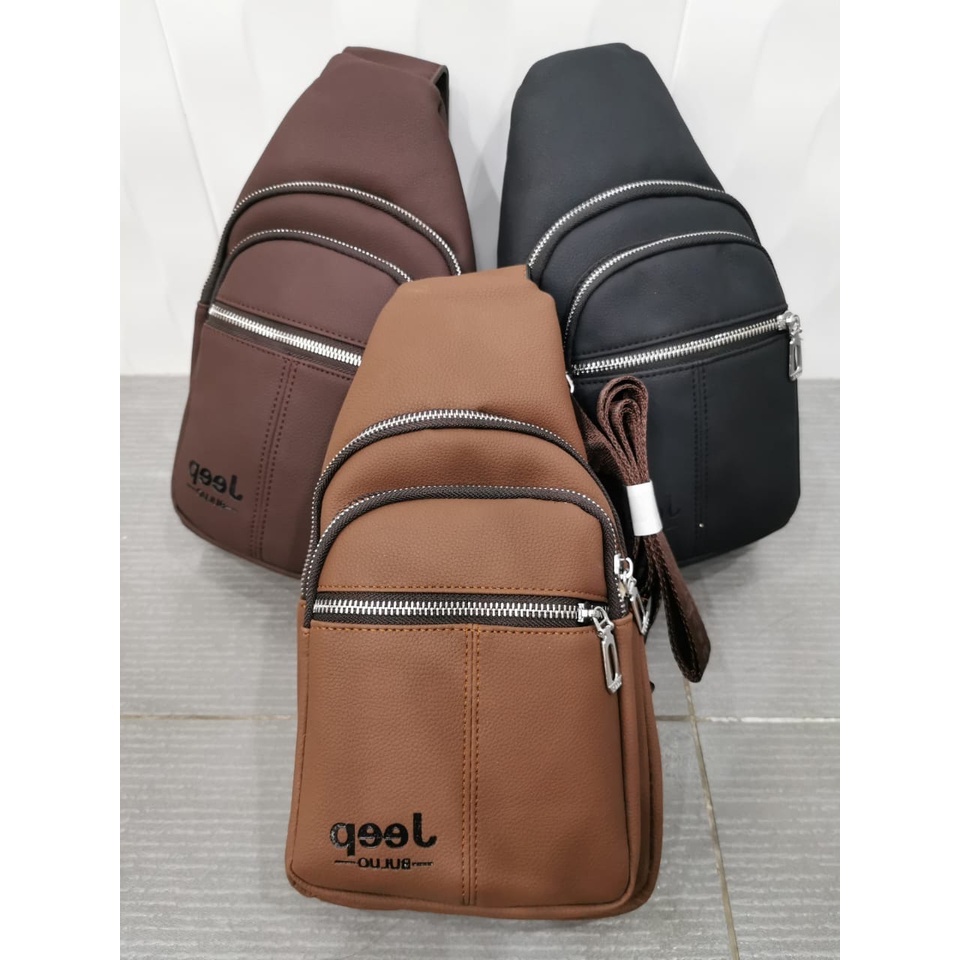 Genuine Leather Messenger Chest Bag Cross body bag Men Sling Bag / Beg