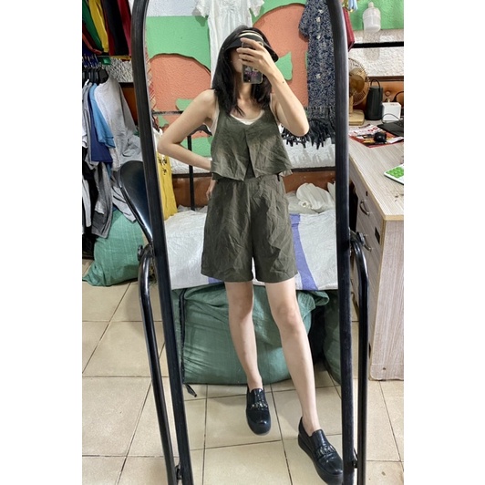 Two-strap thigh jumper with ruffles, size S M, moss color