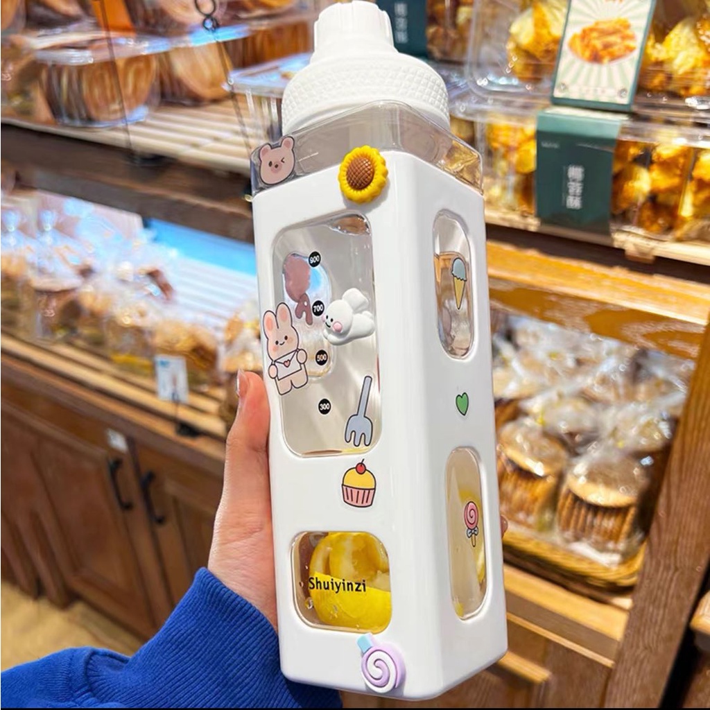 [[ HADIAH PERCUMA  700/900ml Botol Air Beruang Persegi Korea Botol Berkapasiti Besar Dengan Plastik Jerami Bebas BPA B