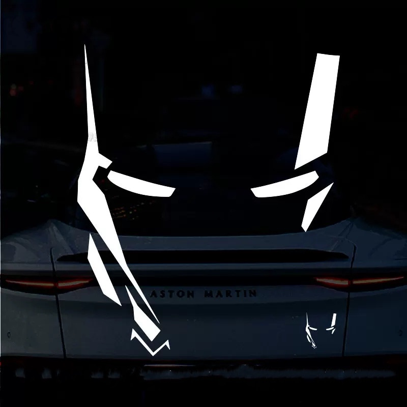 Car Stickers Marvel Avengers Iron Man Reflective Decals For Fuel Tank Cap Window Windshield Bumper Trunk Motorcycle