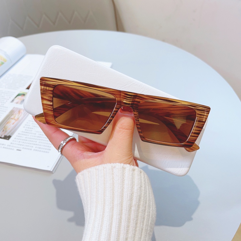 Fashion Wooden Frame Sunglasses Women Driving Eyewear Vintage UV400 Flat Frame