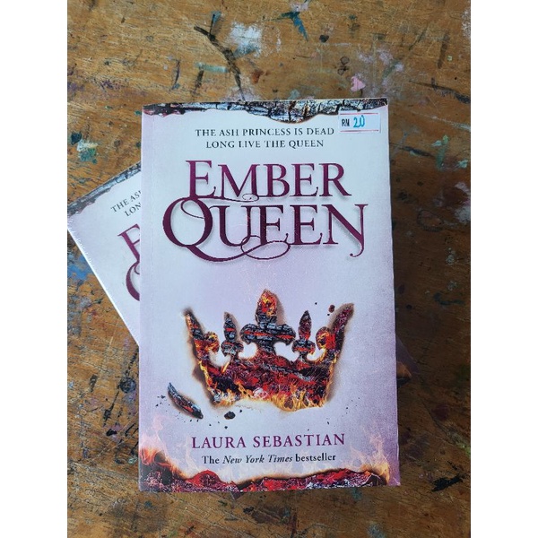 Ember Queen by Laura Sebastian ( Ash Princess Trilogy) | Shopee Malaysia