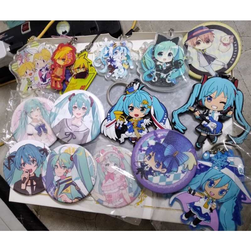 Vocaloid Merch Set, Hatsune Miku, Rin Kagamine, Len Kagamine, keychain ...