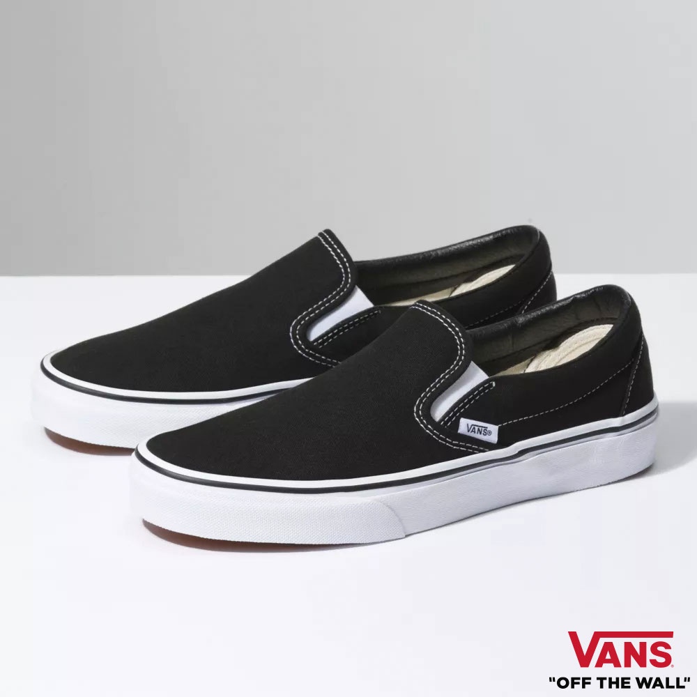 Vans Classic Slip On Unisex Sneakers Men (Unisex US Size) Black  VN000EYEBLK1 | Shopee Malaysia