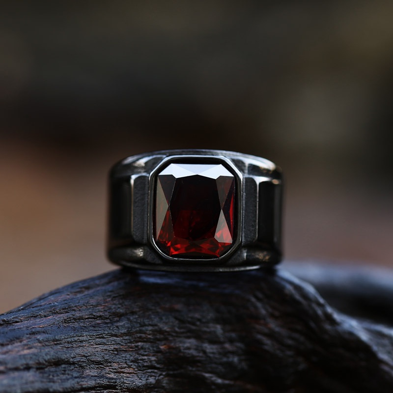 Vintage Ruby Black Crystal Titanium Steel Men Punk Fashion Jewelry Accessories Wedding Finger Rings