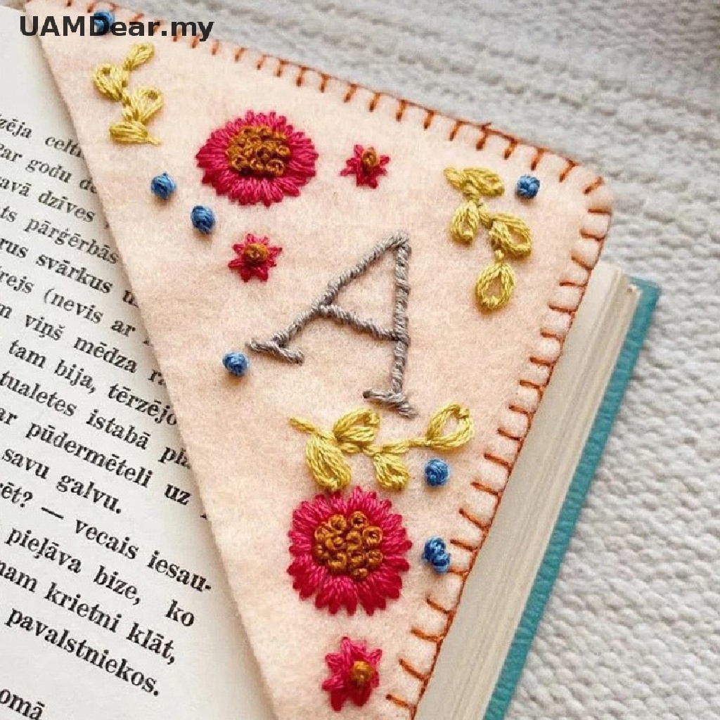 [UAMDear] Personalized Hand Embroidered Corner Bookmarks Felt Triangle Marker Creative Chinese Embroidery Bookmarks Elegant Felt Flower [MY]