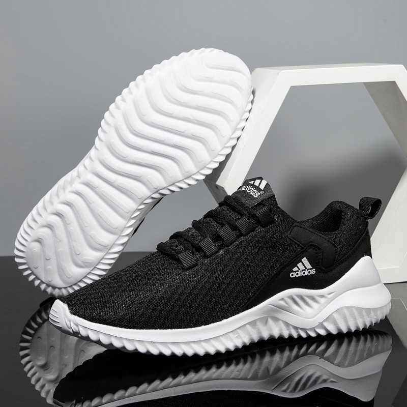 NEW 2023 Ready Stock Size 36-48 Couple Fashion Ultra-light Sneakers Men's Shoes Women's Shoes Kasut Lelaki 6 Colors Casual Lace-Up Breathable Running Shoes Sport Shoes