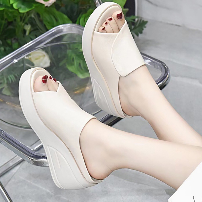 Women Wedge Sandals Patent Leather Fashion Temperament Soft Leather Soft Sole Comfortable Ladies Shoes