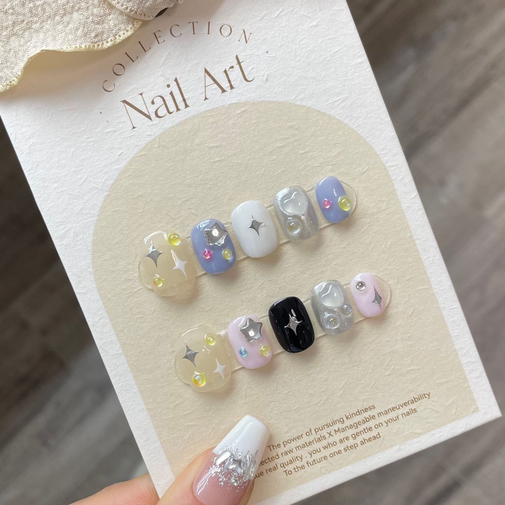 【HANDMADE】Short Round Artificial Nail Star Ice Cream Blue&Yellow Cute Phototherapy Nails Reusable and Removable Fake Nails Art