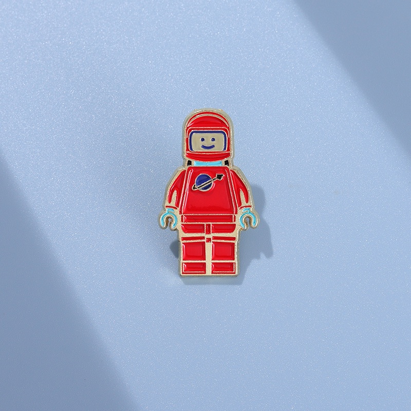 Cartoon Red Robot Enamel Pins Cute Space Robot Astronaut Brooch Badges Lapel Pin Jewelry Accessories Gift Souvenir