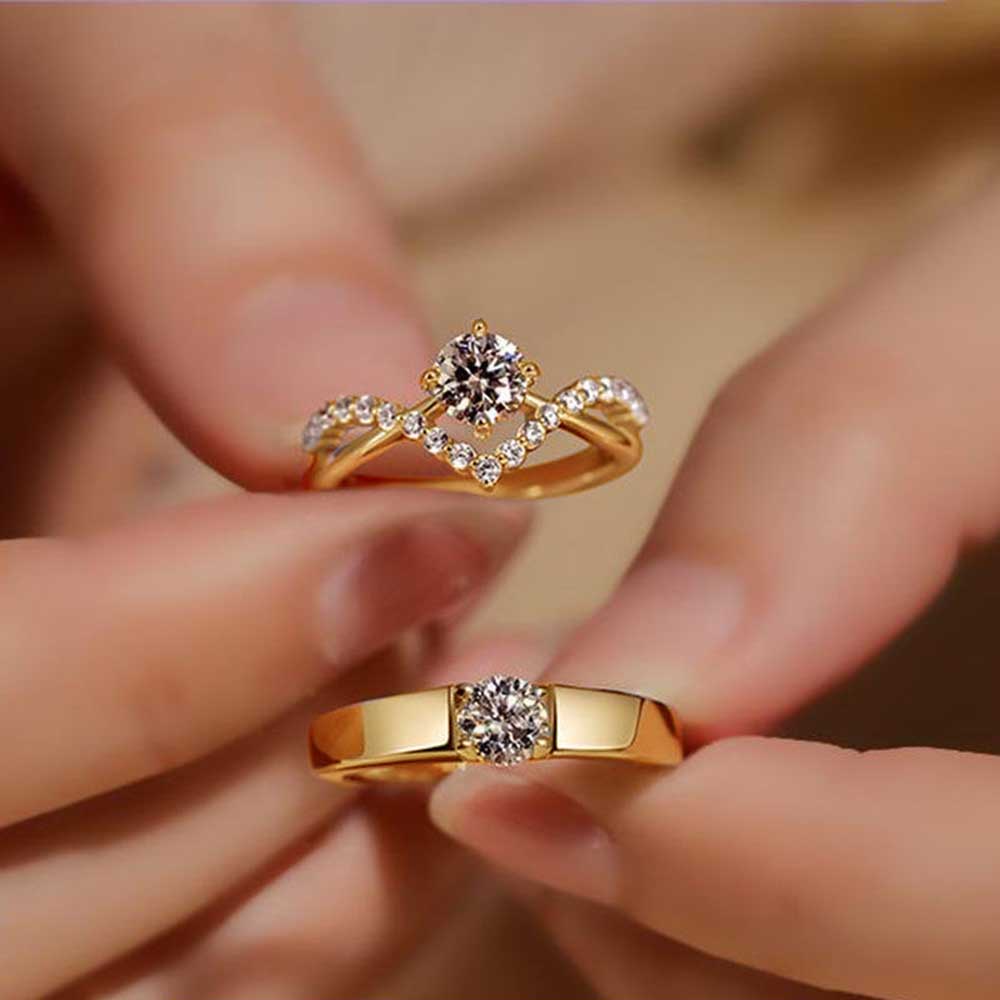 Simple Diamond Crystal Men Women Couple Fashion Jewelry Gold Titanium Steel Wedding Engagement Rings Adjustable Size