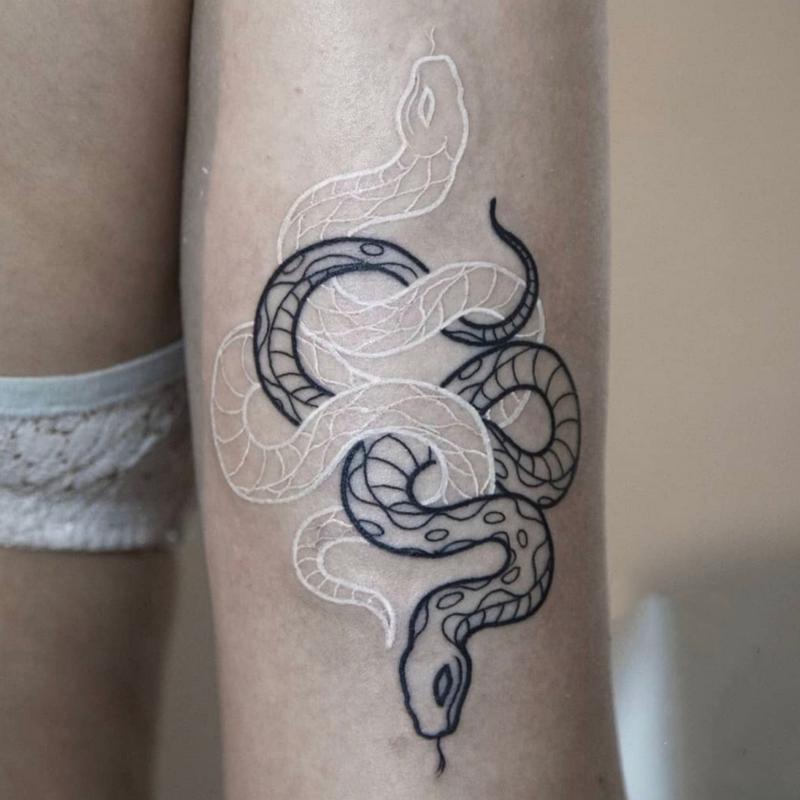 1 Sheet Snake Hand Tattoo Sticker Waterproof Lasting Temporary Tattoo