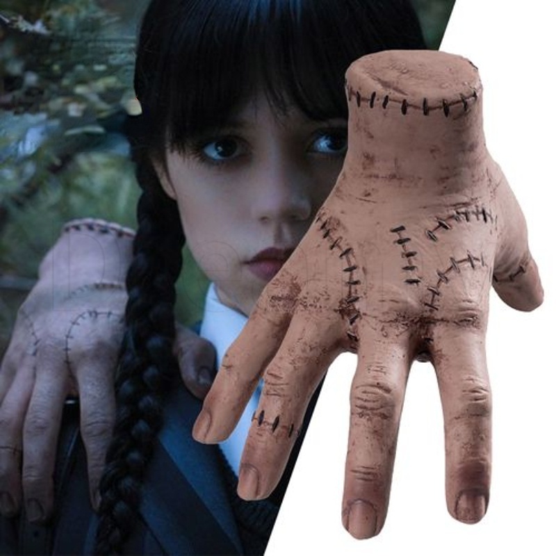 Halloween Party Horror Costume Prop / Horror Wednesday Addams Broken Hand Ornaments / Simulation Hand Toy / Haunted House Horror Hand Props / Resin Figurine Decor Sculpture