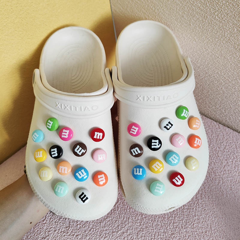 Cute Color Sugar Jibitz Crocs M&M Beans Jibits Charm Chocolate Candy Croc Jibbits Shoe Charms Pins for Women Shoes Accessories Decoration