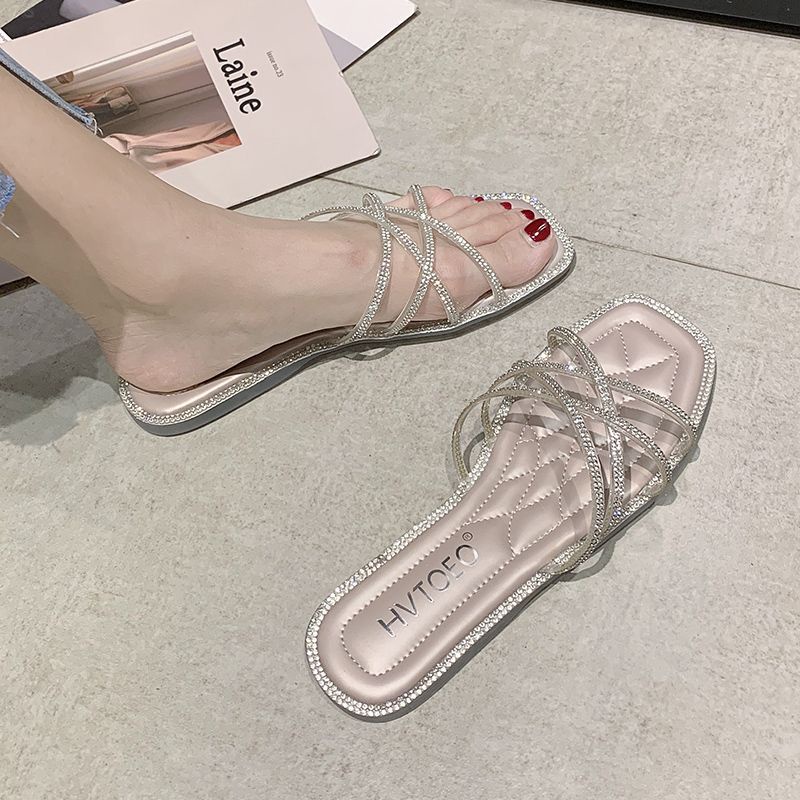 ♚ Kedai khas kasut online celebrity slippers Xia wai wears the new 2023 flat-bottomed diamond sandals with sandals, Korean version, seaside sandals.