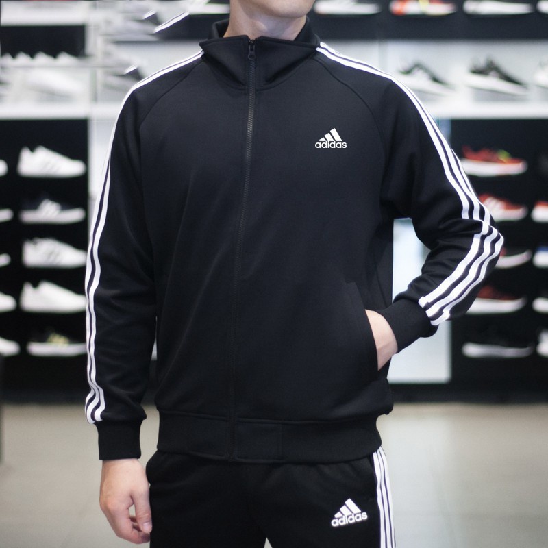 Elevate Your Style with our Stylish Slim Fit Windproof Jacket - Available in Black, Sizes S-3XL