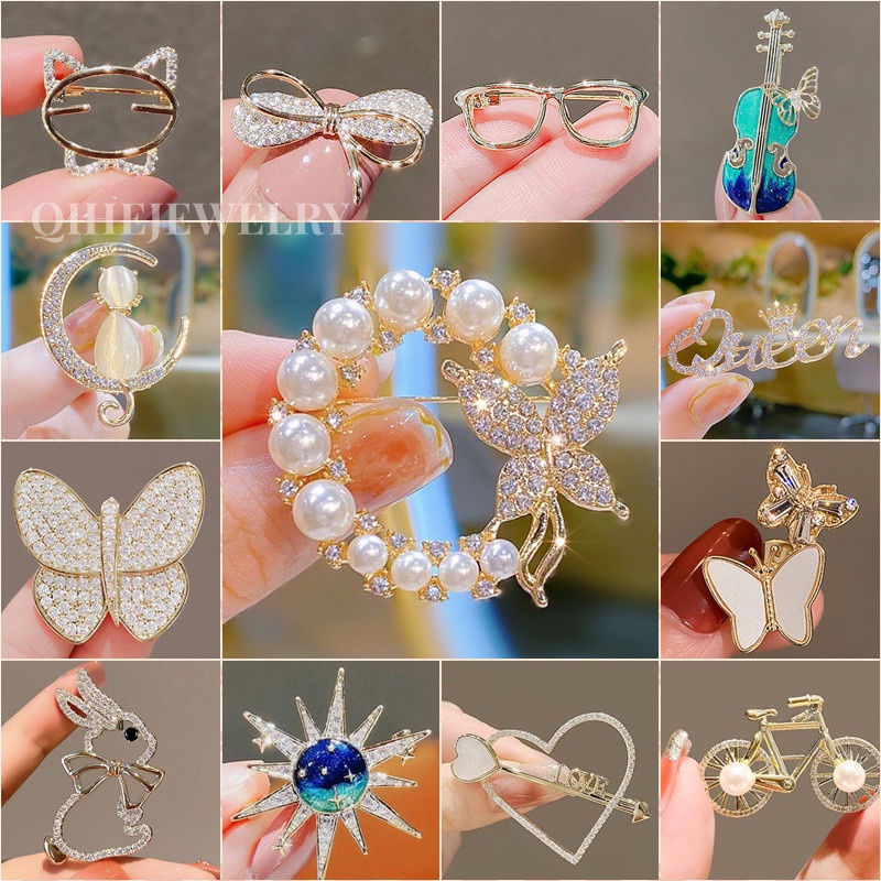 Full Diamond Queen Letter Brooch High-end Fashion Pin Crown Corsage Badge Gift Girlfriend Clothing Accessories