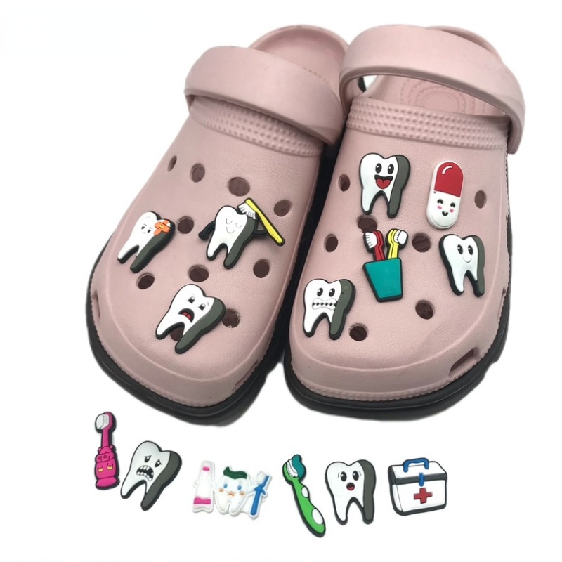 Cartoon Toothbrush Croc Jibbits Medical Shoe Charms Tooth Jibitz Charm Pin Dentisit Teeth Jibits Crocks for Women Shoes Accessories Decoration