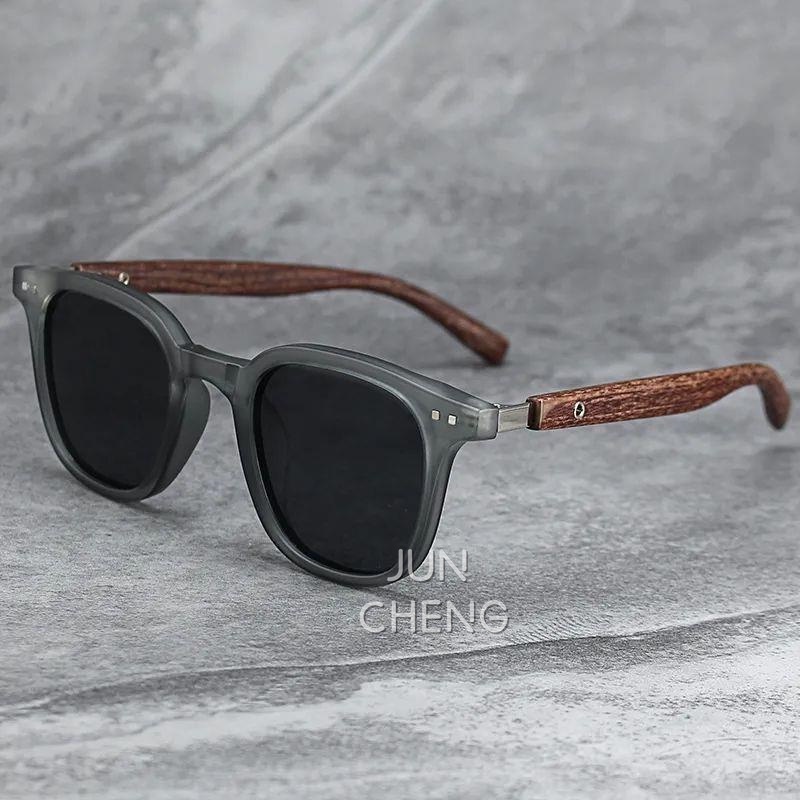 European and American Retro Sunglasses For Men And Women Fashion Wood-like Grain Sun glasses Shade for men UV Protection