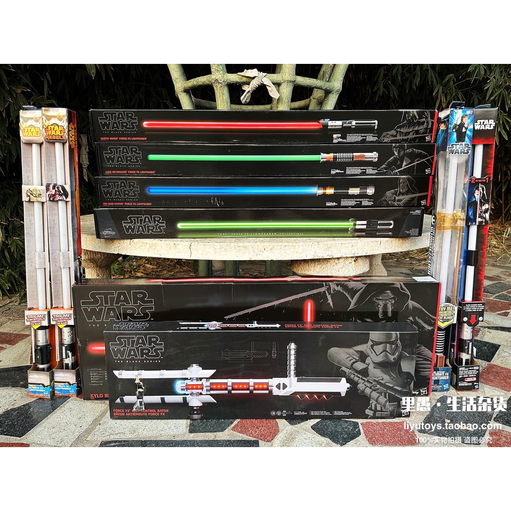 [Anime Merchandise Series] Hasbro Star Wars Lightsaber Black Series FX Metal Collector's Edition White Soldier Weapon 1: 1 Limited Edition Two-Color Color Changing Toys