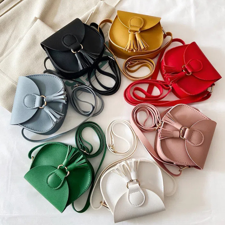 Nice+new Style Mini Children's Messenger Bag Cute Princess Bag Shoulder Bag Baby Toddler Tassel Decoration Small Shoulder Bag