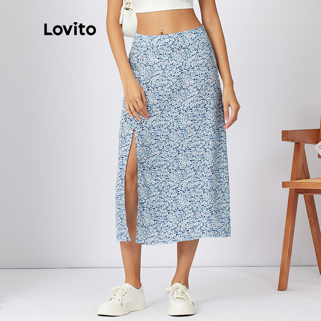 Lovito Casual Ditsy Floral Split Thigh Women Skirt L21AS029 (Blue) Lovito Rok Panjang Paha Split Kasual Motif Floral Ditsy L21AS029 (Biru)