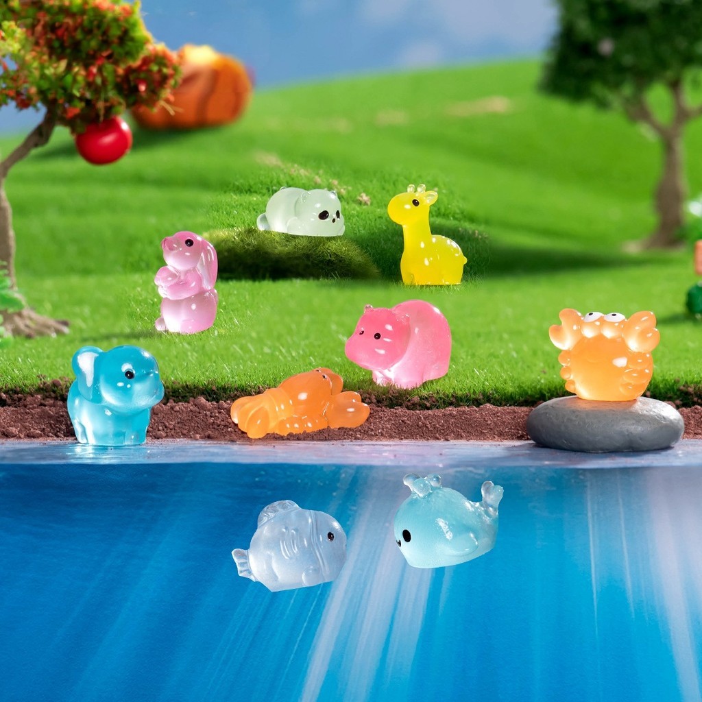 Luminous Marine Small Animal Micro Ecological Bottle, Aquarium Landscape Decoration, Moss Micro Landscape Gardening Decoration, DIY Succulent Accessories Resin Crafts