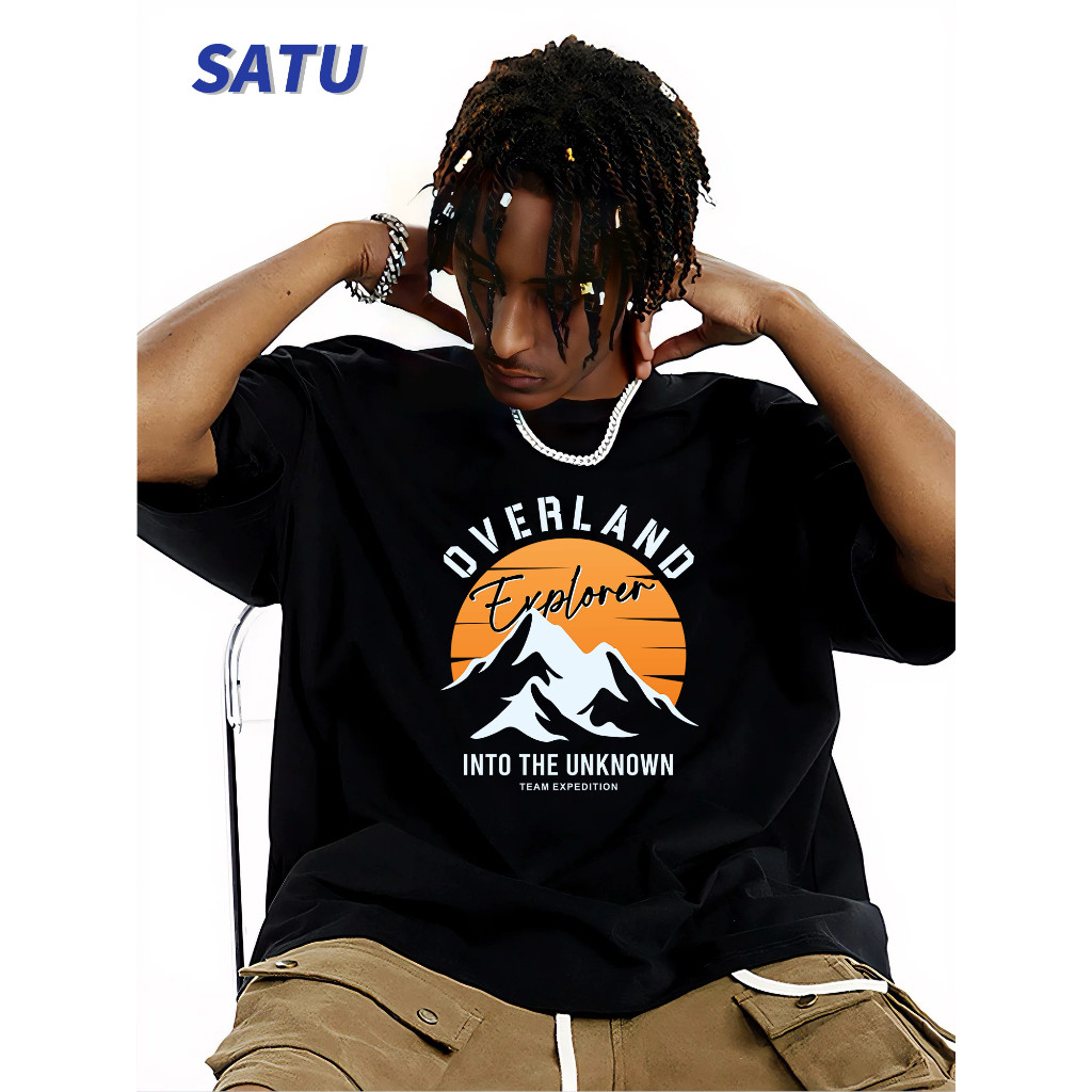 Cotton Outdoor Style T-Shirt, Printed with "OVERLAND Explorer" and Mountain Peak Sunset Patterns, with "INTO THE UNKNOWN" Lettering, Full of Adventure Atmosphere, Comfortable Wear-Resistant, It Is Out