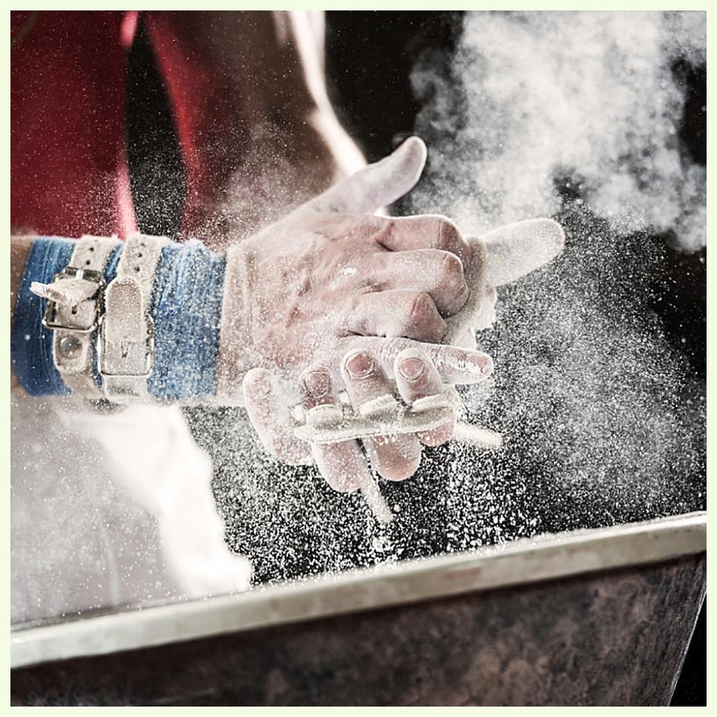 Fashion Casual Gym Chalk Ball Weightlifting Rock Climbing Sports Gymnastics Powder (Cloth Bag) naimy Chic - Image 2