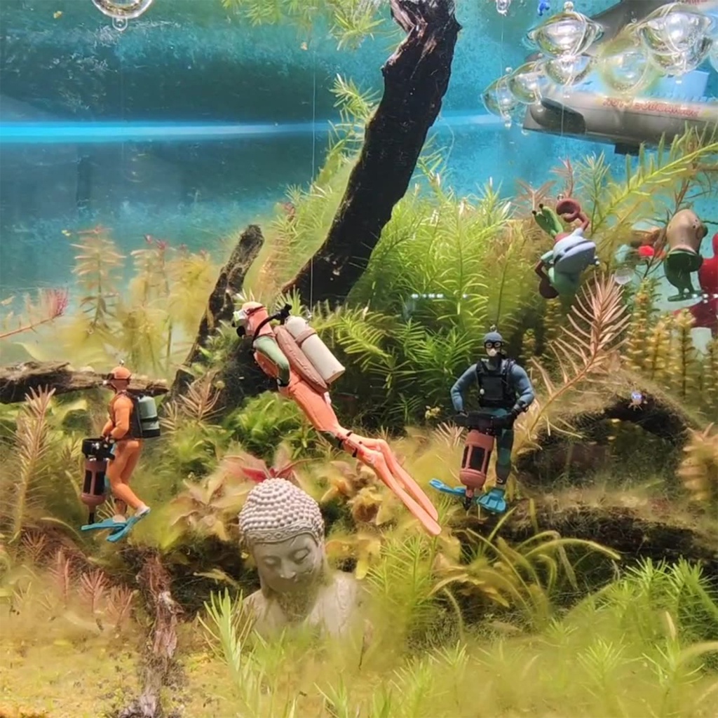 Versatile Purpose Decoration Floating Ball Ornament Ornamental Ornaments Suspension Creative Resin Floatable Aquarium... - Image 2