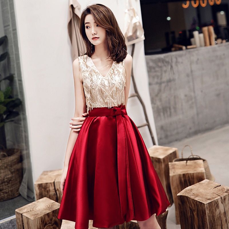 Toast attire, bride's return to the door, casual attire, red dress, bridesmaids Toast dress bridesmaids Back to the door casual dress red dress Bridesmaid Usually Can Wear Engagement Wedding dress Small Evening dress Female 23.9.4