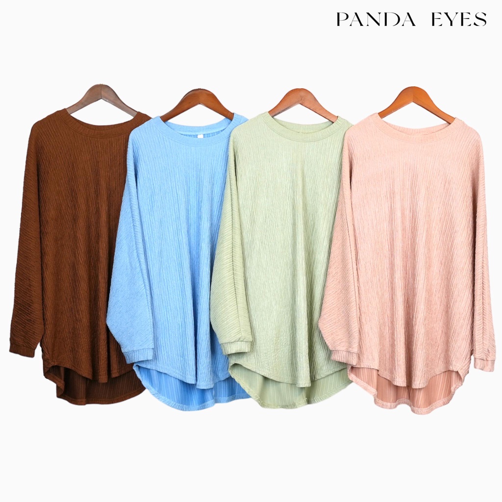 Panda Eyes Batwing Pleated Blouse CLO-CNJYF4122BL