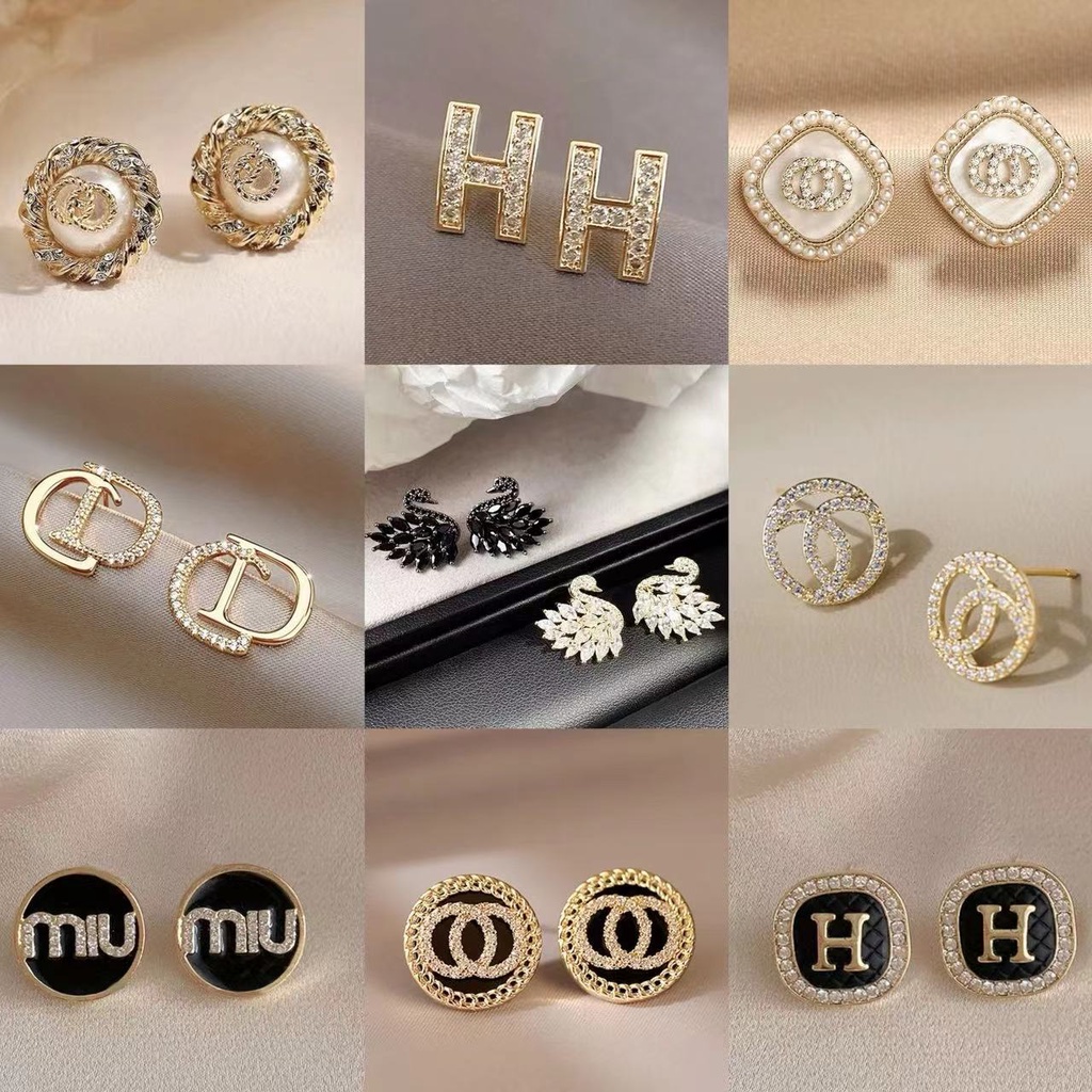 Korean Earrings Diamond -inlaid Letter Earrings Female High -brand Earrings