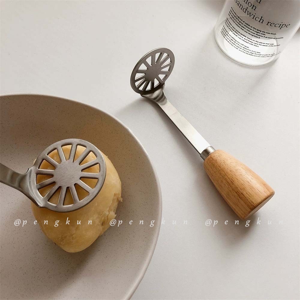 Super Practical Fat Pier Handle Masher ins Thickened Stainless Steel Mashed Potatoes Purple Wooden Pressure Device Kitchen Gadgets Food Supplement Manual