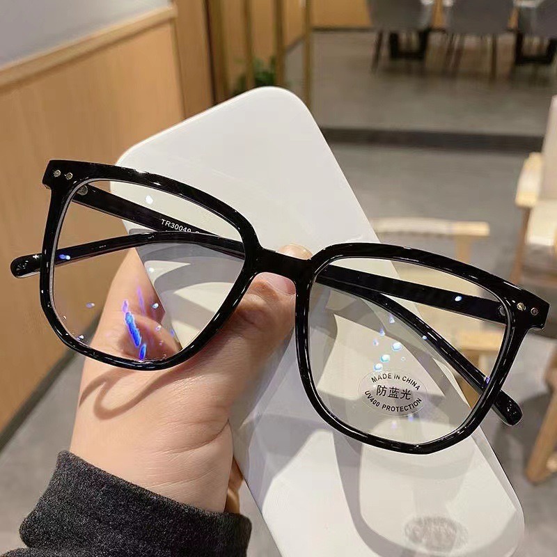 New Fashion Oversized Square Glasses - Blue Light and Anti-Radiation Blocking Large Frame Eyewear for Women and Men Kacamata Bersar Kaku Moda Terbaru - Menghalang Cahaya Biru & Radiasi dengan Bingkai Besar untuk Wanita & Lelaki
